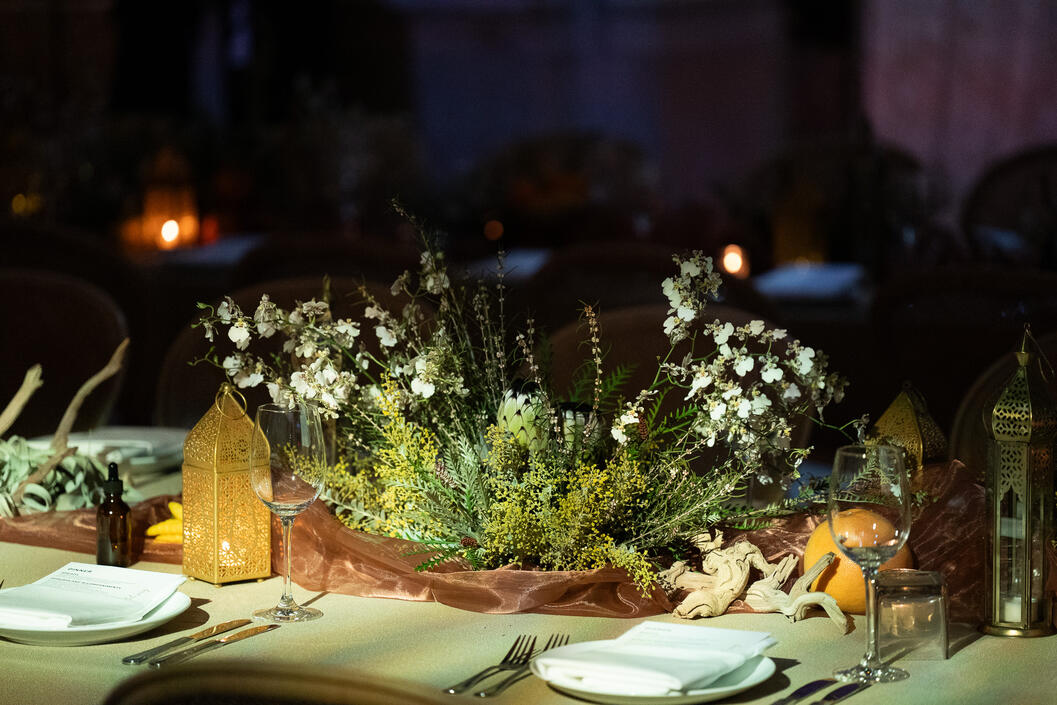 Medium centerpieces